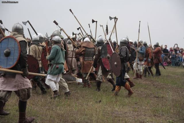 http://images.vfl.ru/ii/1414088077/db541f16/6730715.jpg