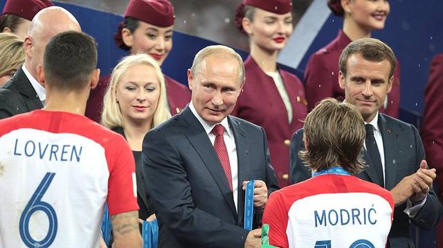 http://images.vfl.ru/ii/1531701003/20034b87/22499434.jpg