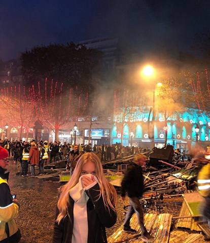 http://images.vfl.ru/ii/1543234053/66b66093/24358539_m.jpg