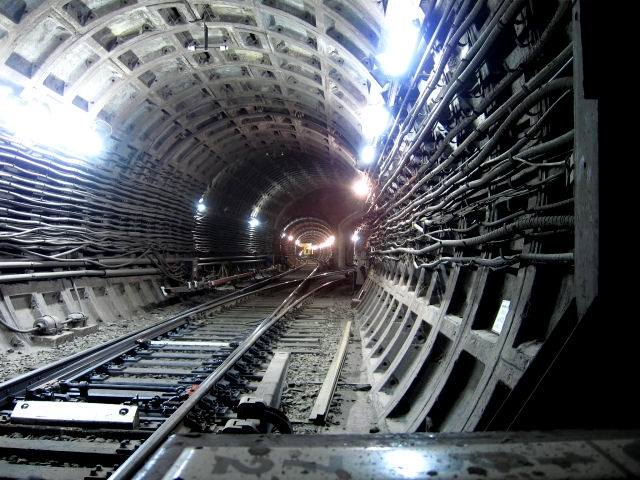 http://images.vfl.ru/ii/1509725194/ef3504df/19266917_m.jpg