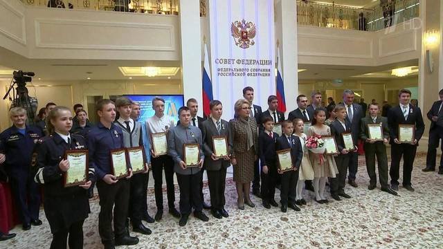 http://images.vfl.ru/ii/1510310247/db8cf2bf/19360686_m.jpg