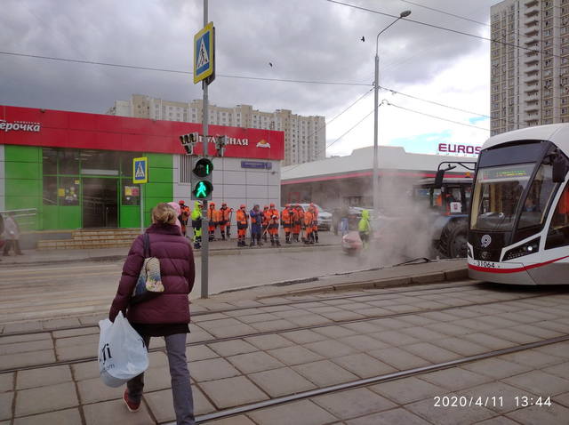 http://images.vfl.ru/ii/1586608240/47e14949/30183411_m.jpg
