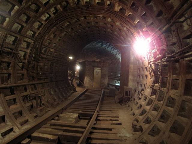 http://images.vfl.ru/ii/1509725194/3cecba82/19266915_m.jpg