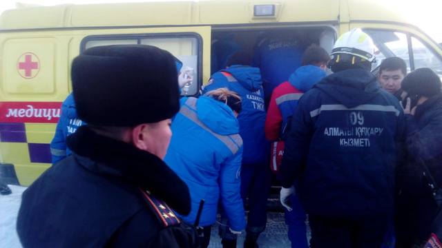 http://images.vfl.ru/ii/1578233225/950541c8/29112134_m.jpg