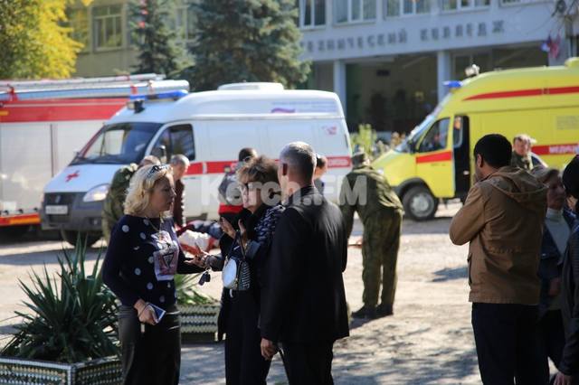 http://images.vfl.ru/ii/1545575121/36bdef5f/24702632_m.jpg