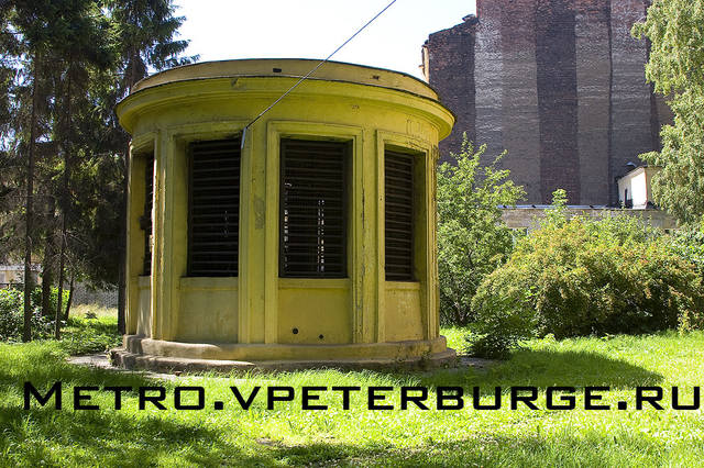 http://images.vfl.ru/ii/1509131326/409593af/19172064_m.jpg