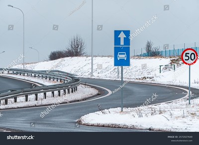 https://live.staticflickr.com/65535/54325221230_59fddf76da_w.jpg