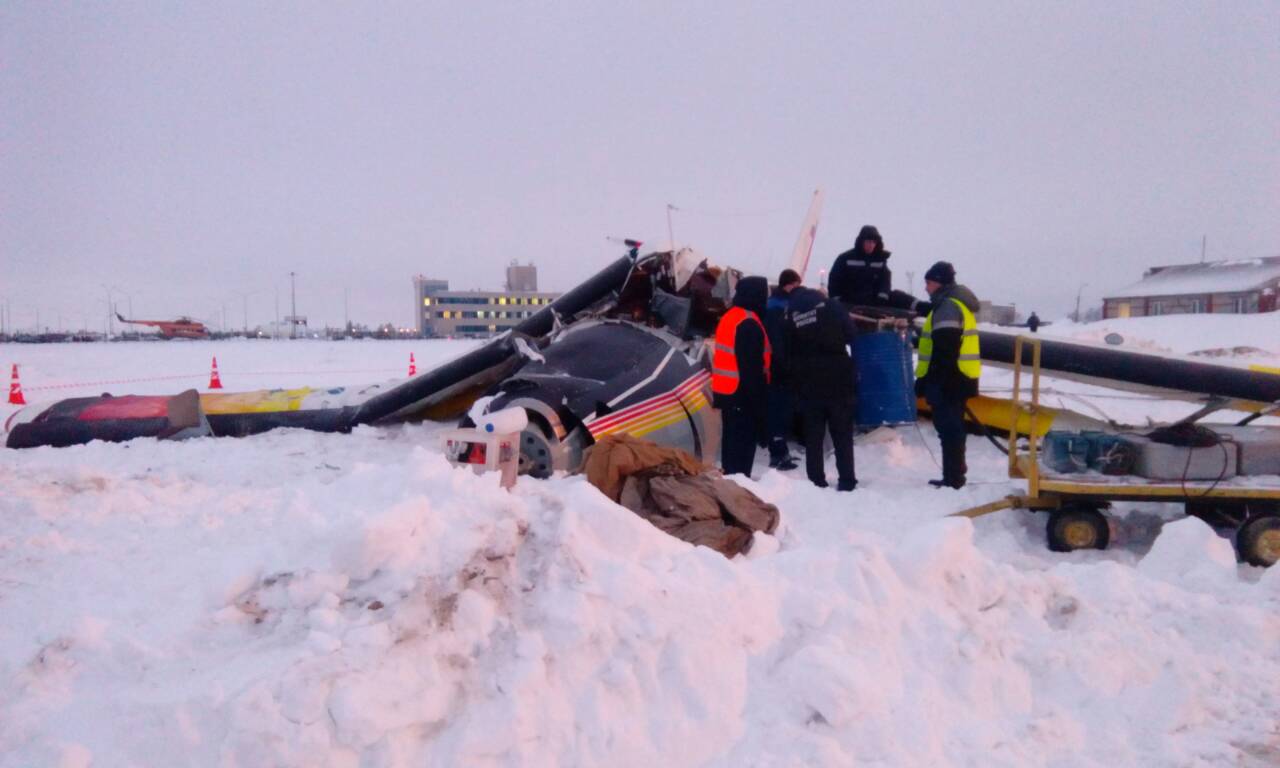 http://images.vfl.ru/ii/1513933676/2a7e84ab/19881621.jpg
