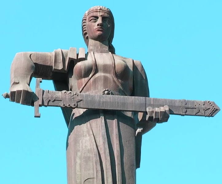 http://images.vfl.ru/ii/1622904482/52ad4a0c/34724178_m.jpg