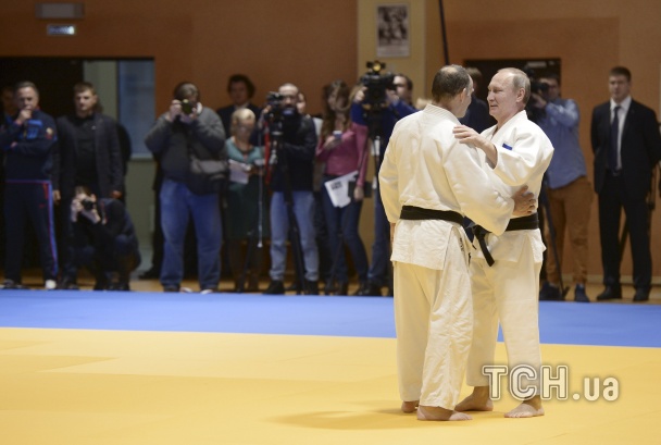 http://images.vfl.ru/ii/1496969338/bf73ae33/17510479.jpg