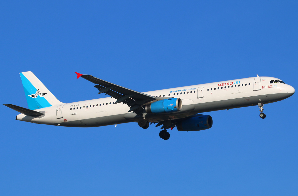 http://samolety.org/wp-content/gallery/airbus-a321-metrojet/ei-etj-metrojet-airbus-a321-200.jpg