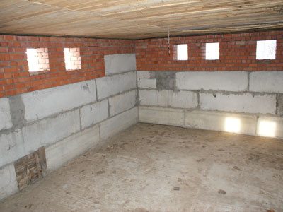 http://moypodval.ru/wp-content/uploads/perekrytoe-pomeschenie-foto-iznutri.jpg