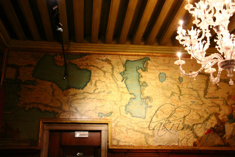 http://images.vfl.ru/ii/1513493036/f0c8420b/19824216.jpg