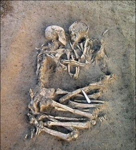 https://sylvanu5.files.wordpress.com/2012/05/kerangka-pelukan.jpg