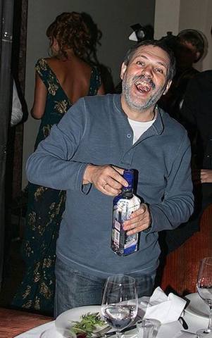http://images.vfl.ru/ii/1529162734/e4f8643f/22137474_m.jpg