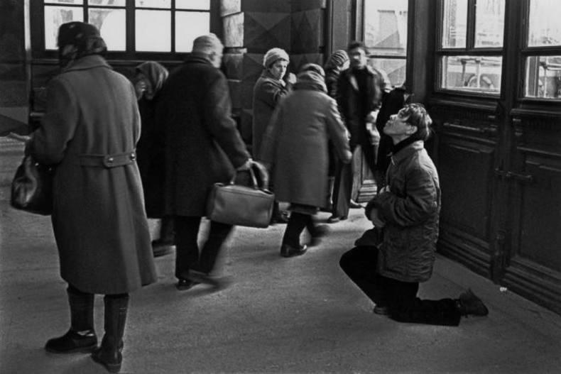 http://images.vfl.ru/ii/1547022951/367860be/24874997_m.jpg