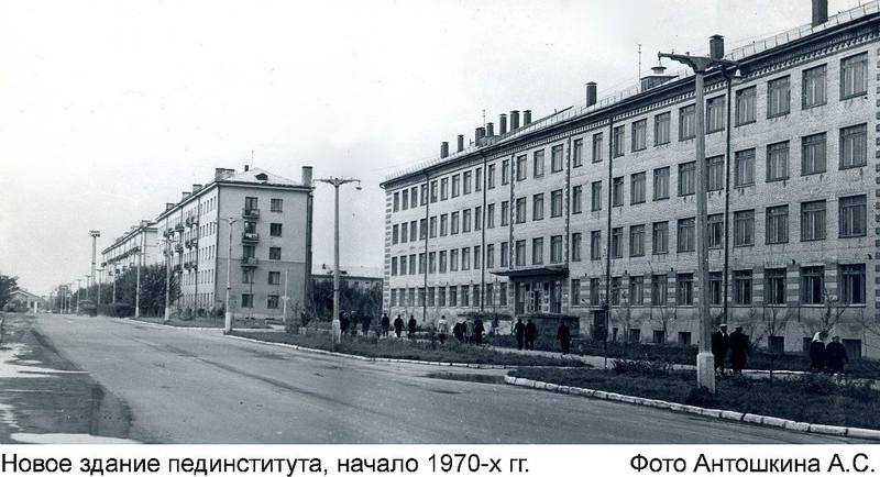 http://images.vfl.ru/ii/1513099102/f6a94982/19783773_m.jpg