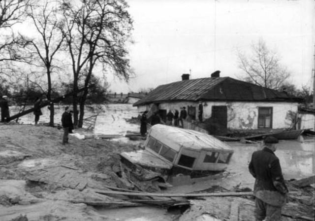 http://images.vfl.ru/ii/1520968961/c22ac958/20945803_m.jpg