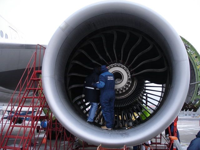 http://img.izismile.com//img/img2/20090331/bonus/3/boeing_04.jpg