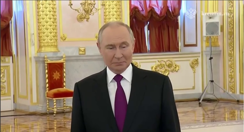 https://i6.imageban.ru/out/2025/08/07/49c82925aee8094e4ecd8065d7d08c34.jpg