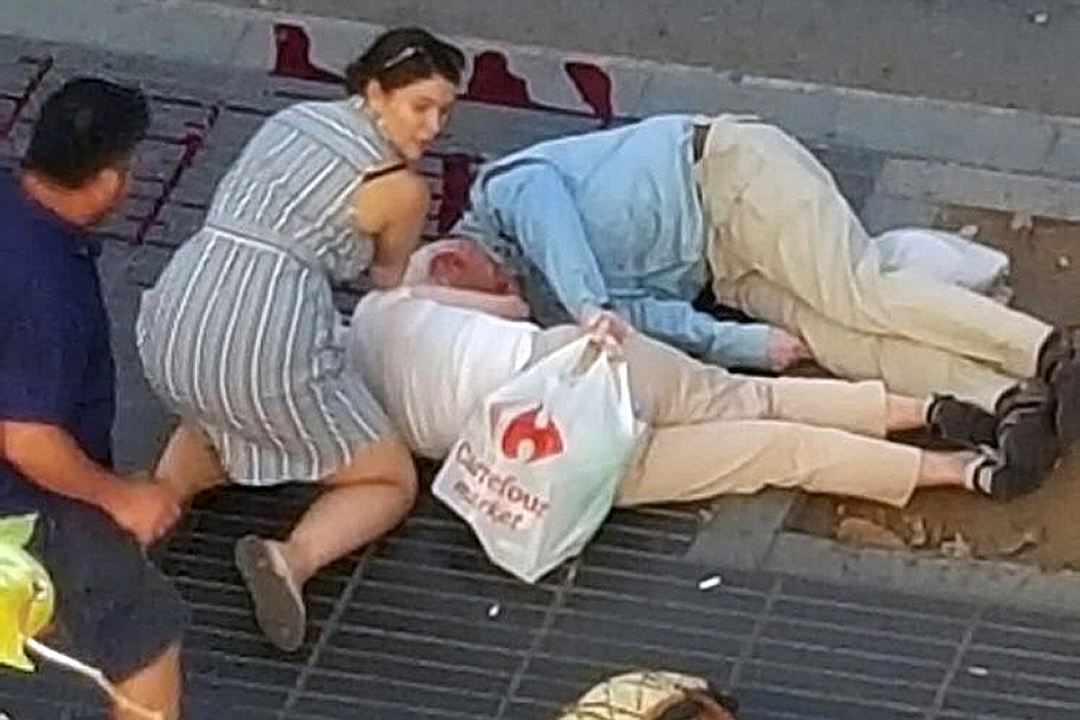 http://images.vfl.ru/ii/1503145424/acf1edc0/18300710.jpg