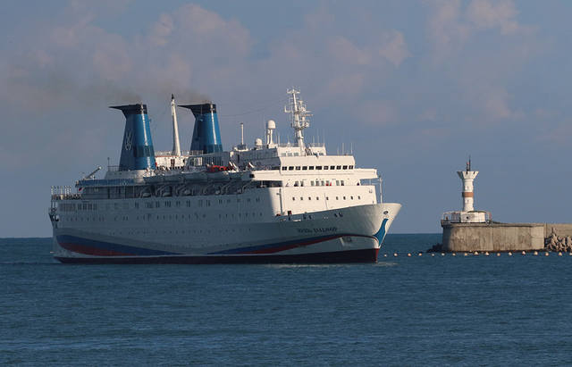 http://images.vfl.ru/ii/1533228982/aac8e262/22732494_m.jpg