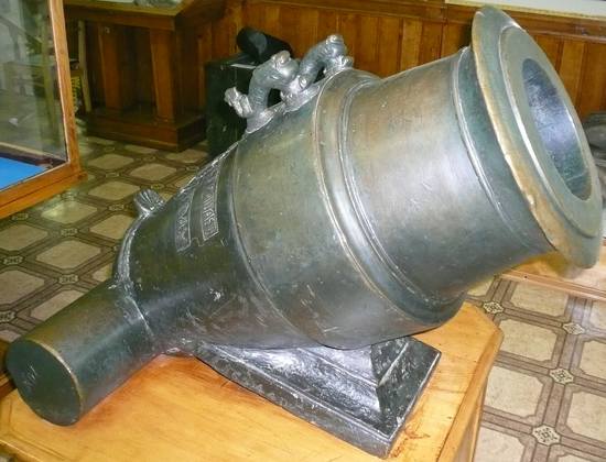 http://images.vfl.ru/ii/1535310680/3870b804/23063538_m.jpg