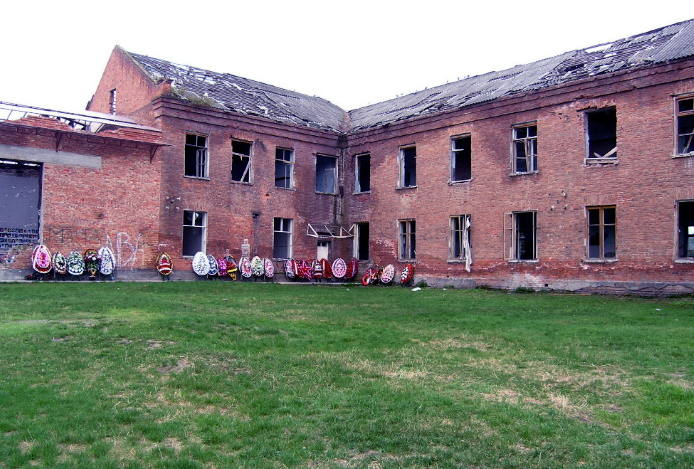 http://images.vfl.ru/ii/1619575202/e4bf3827/34250917_m.jpg