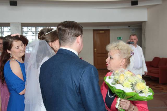 http://images.vfl.ru/ii/1547321634/068bc634/24928258_m.jpg