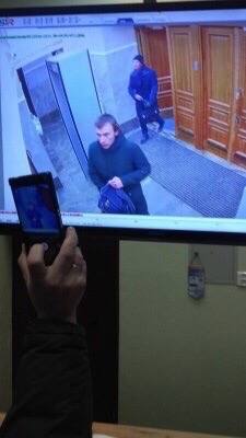 http://images.vfl.ru/ii/1541015793/f8d4bdf1/24019115_m.jpg