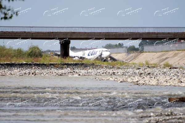 http://images.vfl.ru/ii/1535996071/2a562a57/23177049.jpg