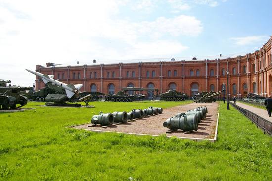 http://images.vfl.ru/ii/1535310215/75a32b91/23063402_m.jpg