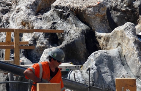 http://media1.s-nbcnews.com/j/msnbc/Components/Photo/_new/080922-world-trade-glacial-hlg-7p.grid-6x2.jpg