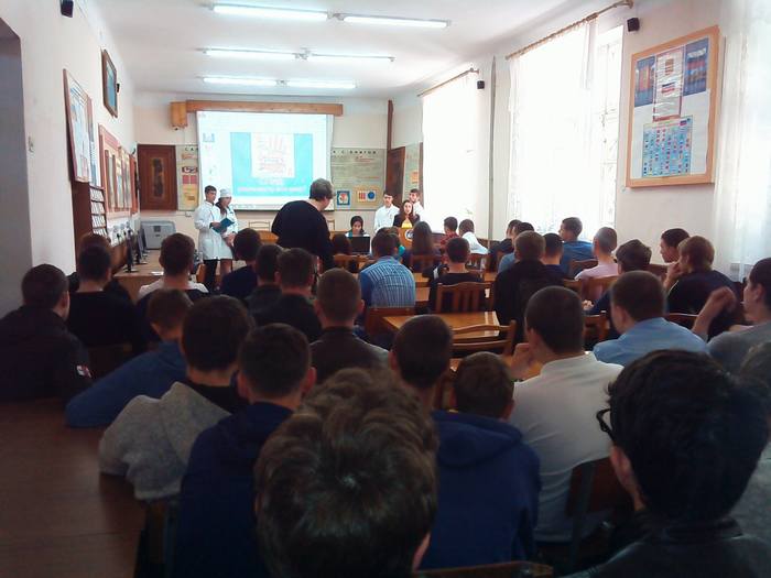 http://images.vfl.ru/ii/1540570400/0fe960b1/23951513_m.jpg
