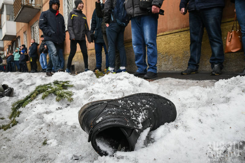 http://images.vfl.ru/ii/1522520687/c805e92e/21192972.jpg