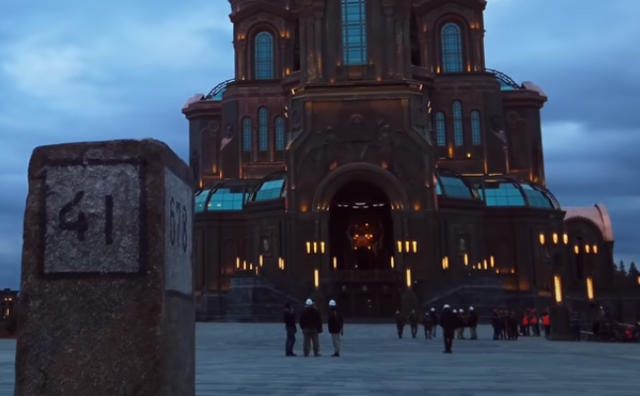 http://images.vfl.ru/ii/1592729359/58f56ff1/30865152_m.png