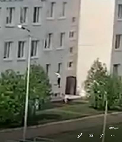 http://images.vfl.ru/ii/1621218561/156fc83e/34478935_m.jpg