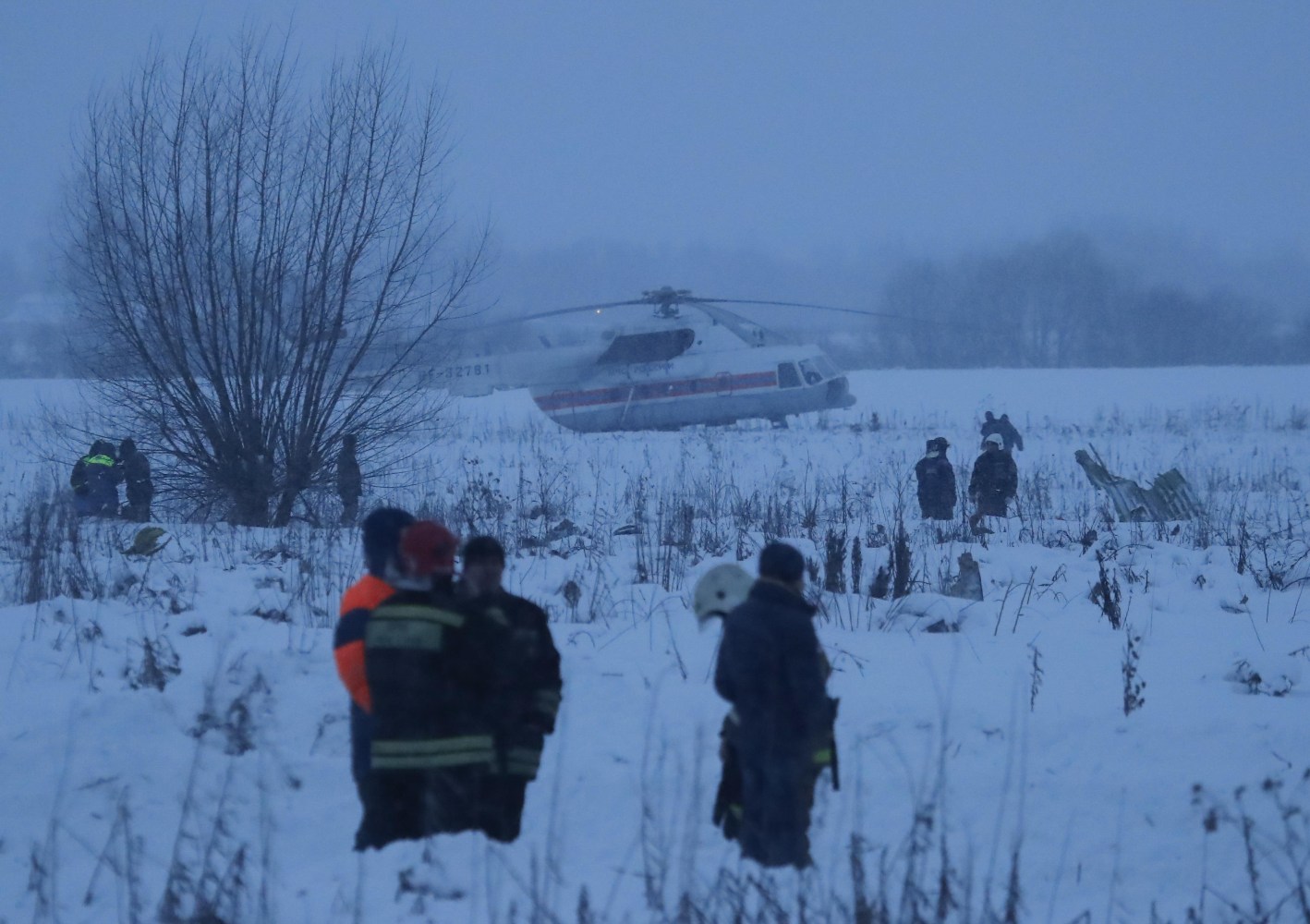 https://media1.s-nbcnews.com/j/newscms/2018_06/2324731/russia_plane_6c2c67bb5d588892f7317d3f7d988af3.nbcnews-ux-2880-1000.jpg