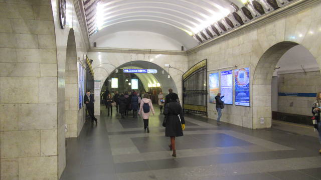 http://images.vfl.ru/ii/1509104757/11084ec5/19166969_m.jpg