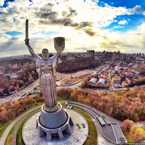 http://images.vfl.ru/ii/1524527134/e15af713/21486767.jpg