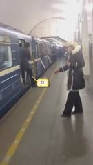 http://images.vfl.ru/ii/1502997928/a70c943e/18283859_m.jpg