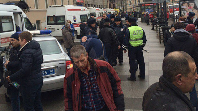 http://images.vfl.ru/ii/1519054297/86621fb4/20651614_m.jpg