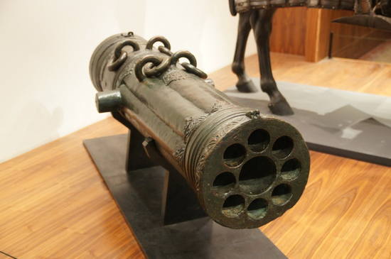 http://images.vfl.ru/ii/1535310320/db8a15c2/23063423_m.jpg