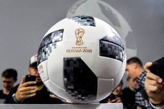 http://images.vfl.ru/ii/1528199148/e911c7df/22006785_m.jpg