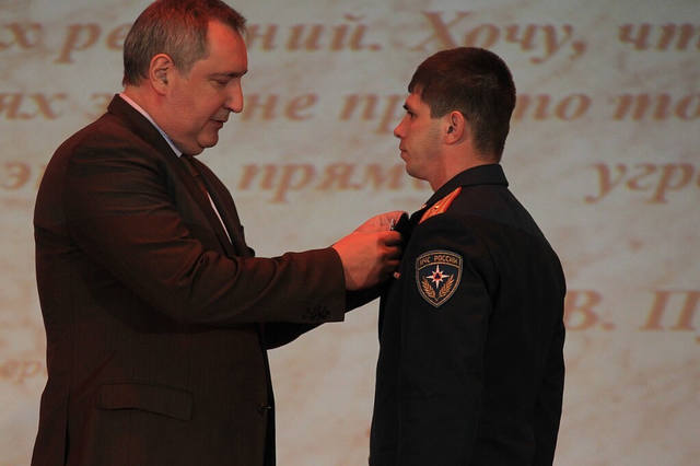 http://images.vfl.ru/ii/1547459852/d3d1afc1/24945046_m.jpg
