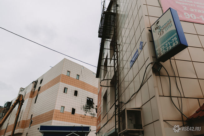 http://images.vfl.ru/ii/1532007911/ba379e8a/22544977.jpg