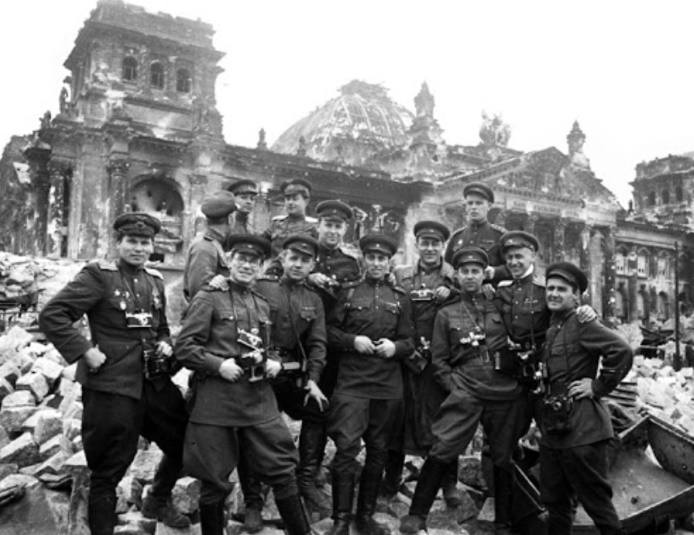 http://images.vfl.ru/ii/1619575202/2ba0b899/34250916_m.jpg