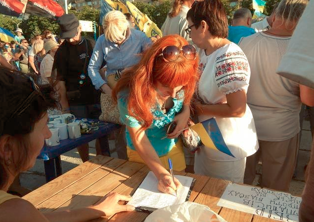 http://ic.pics.livejournal.com/kado4nikov/69577726/285264/285264_original.png
