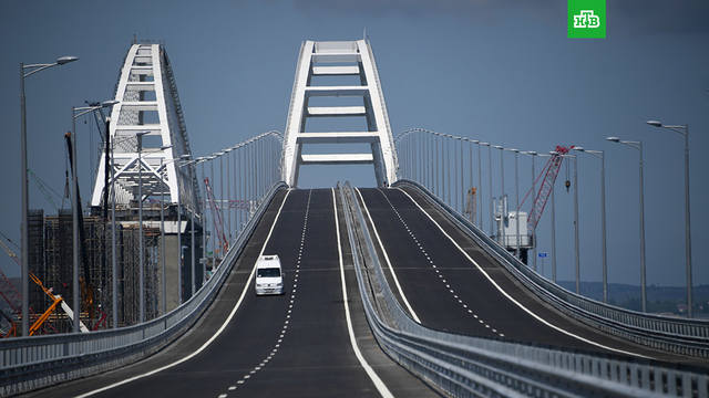 http://images.vfl.ru/ii/1526539165/c7183695/21774104_m.jpg