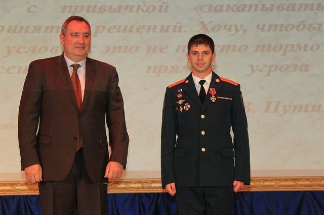 http://images.vfl.ru/ii/1547459878/fa64d285/24945052_m.jpg